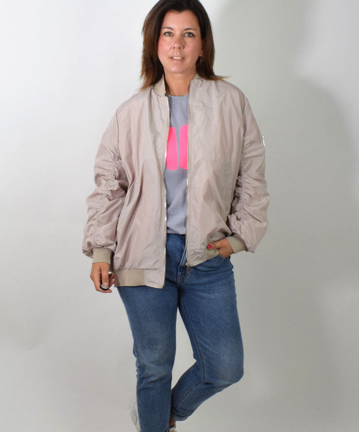 0-BOMBER-oversized-Sand-1