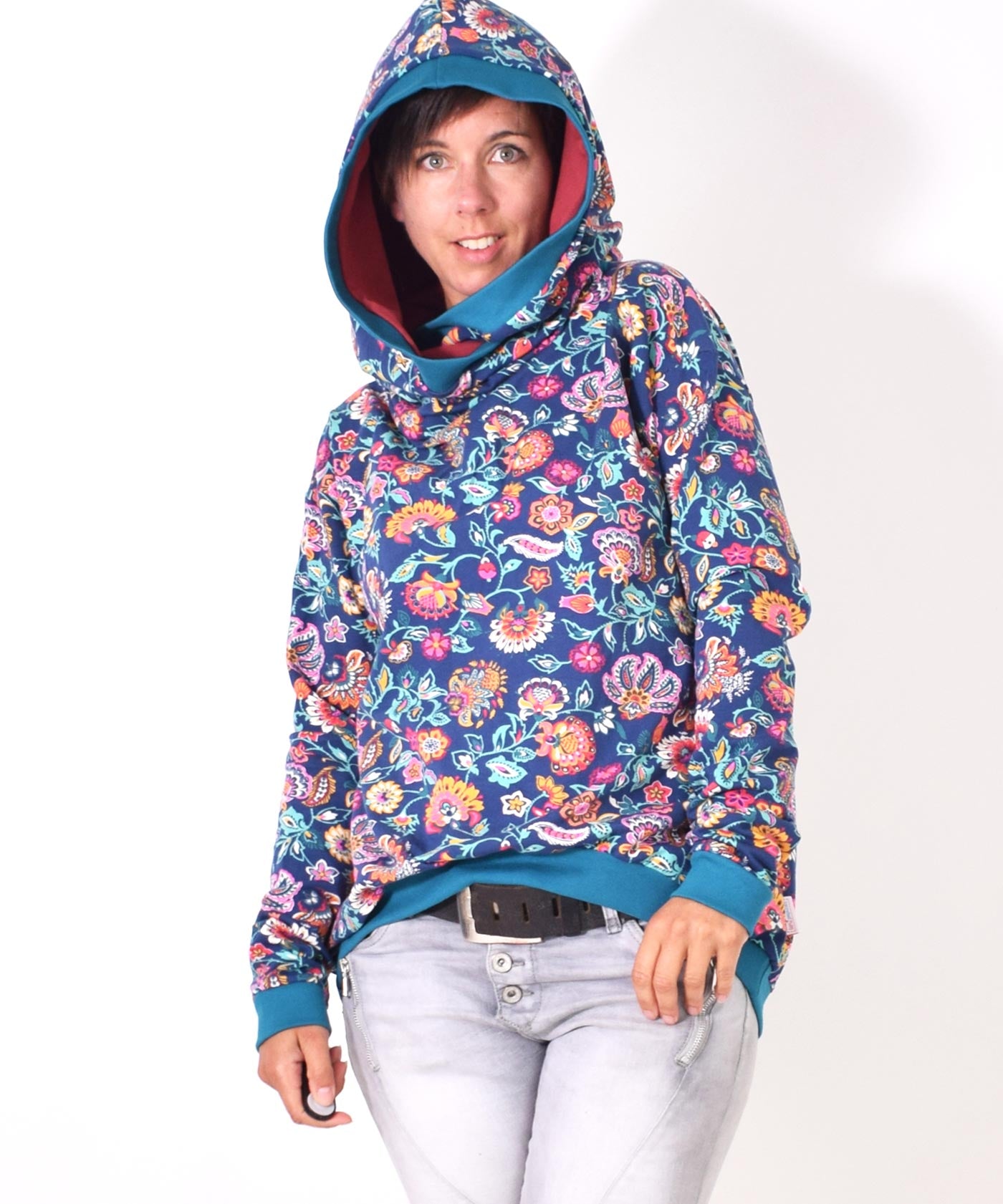 118-oversizedpulli-leni-pepunkt-schnittmuster-teaser-hp-paisley
