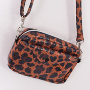 122-8-guerteltasche-schlange_leo-leni-pepunkt