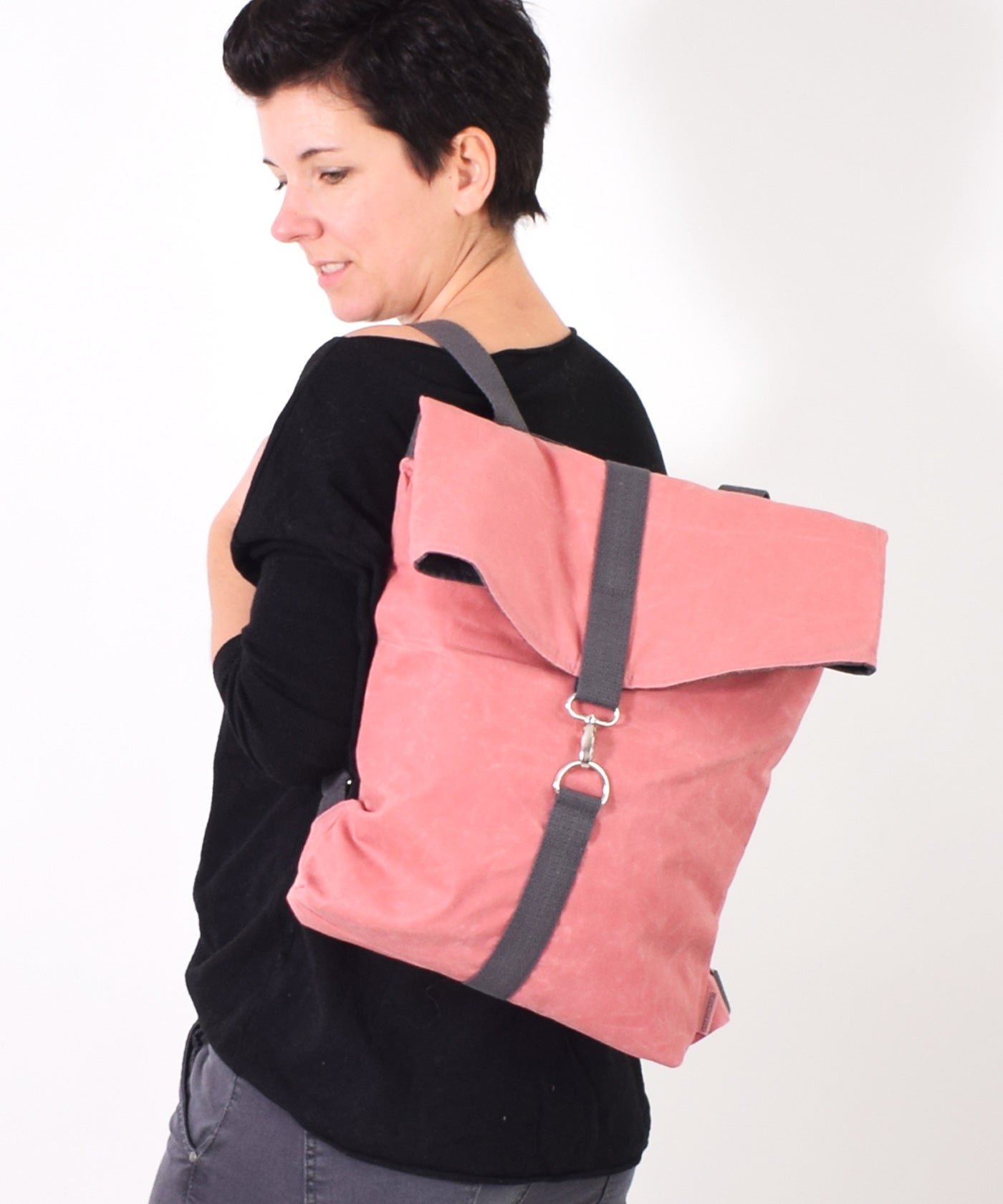 139-messengerrucksack-leni-pepunkt-schnittmuster-grau-shop-teaser