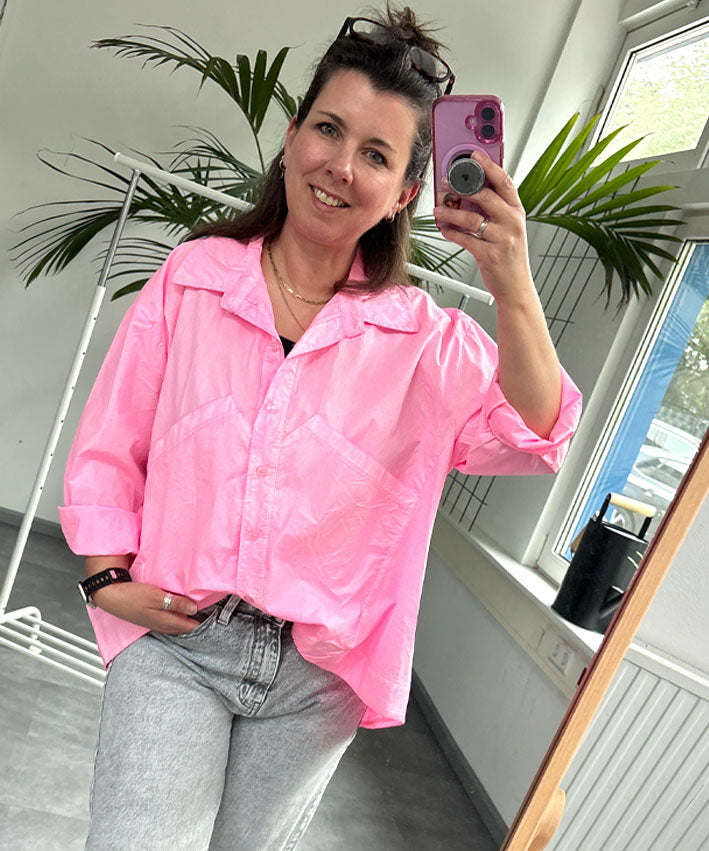 Bluse mit groer Tasche Teaser 2