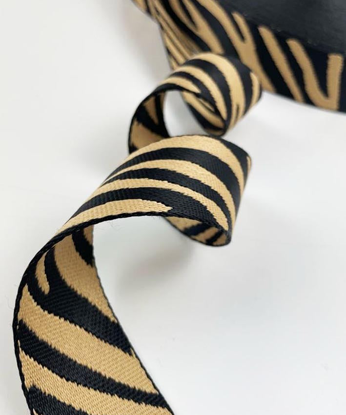 Gurtband-4-cm-WILDLIFE-gold-schwarz-2