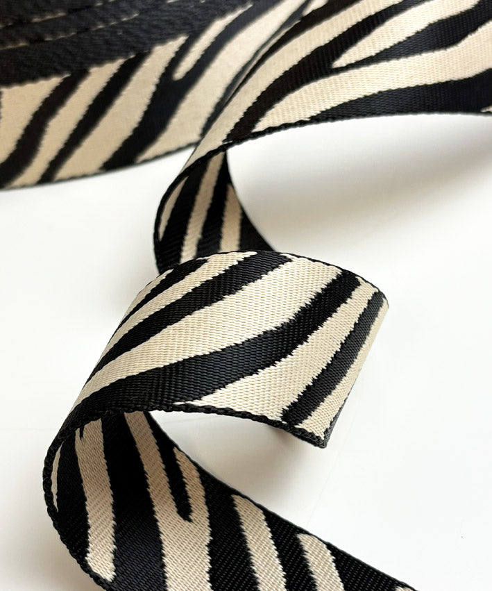 Gurtband Zebra s_w Teaser2