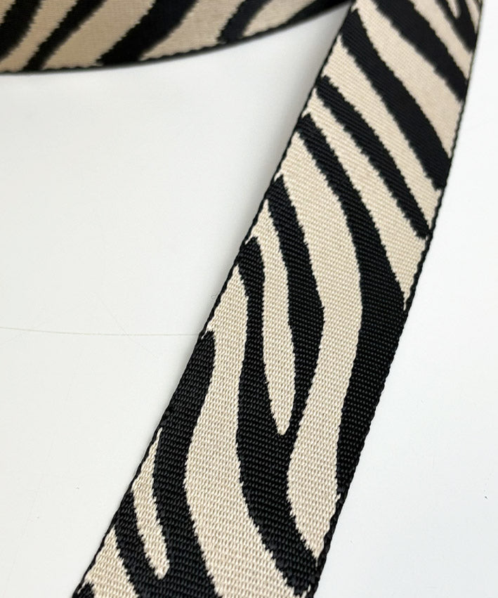 Gurtband Zebra s_w Teaser3