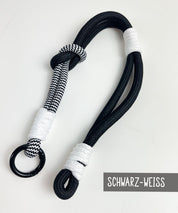 Handyband_Taschenanhanger-schwarz-weiss-a