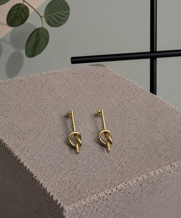 Ohrstecker Knoten Gold