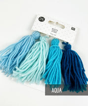 Quasten-Anhanger-Aqua-1leni-pepunkt