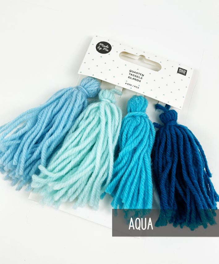 Quasten-Anhanger-Aqua-1leni-pepunkt
