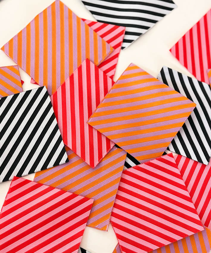 STRIPES DIAGONAL 6x6 cm 3 Fbn TEASER 1