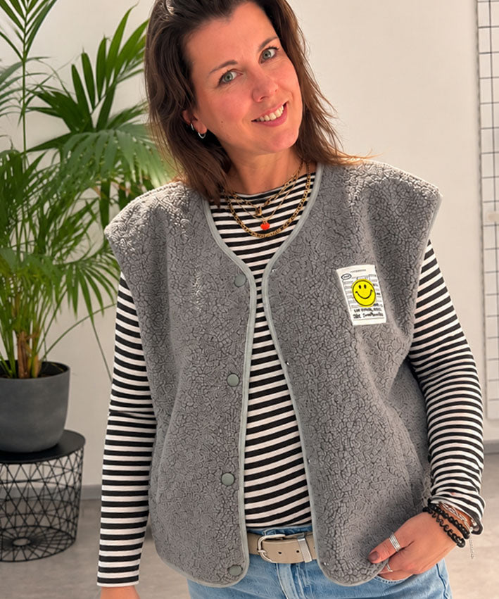 READYtoWEAR | Teddyweste mit Smileypatch | 4 Farben