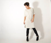 bat-shirt-modell-creme-leni-pepunkt-1