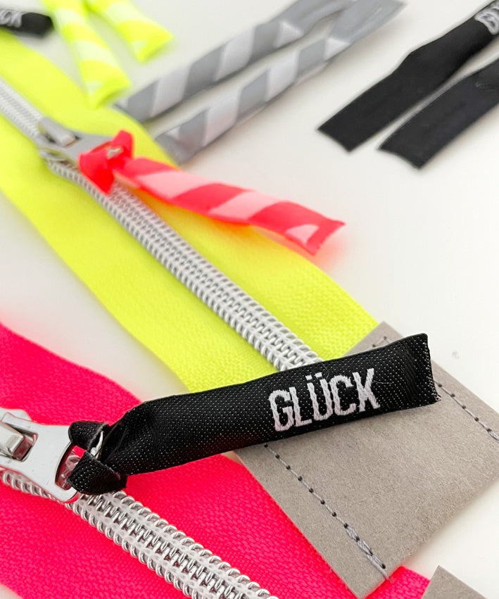 bundle-zipper-handle-teaser-2