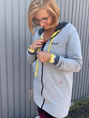 chaos-hoch-5-longsweaterjacke-leni-pepunkt-2