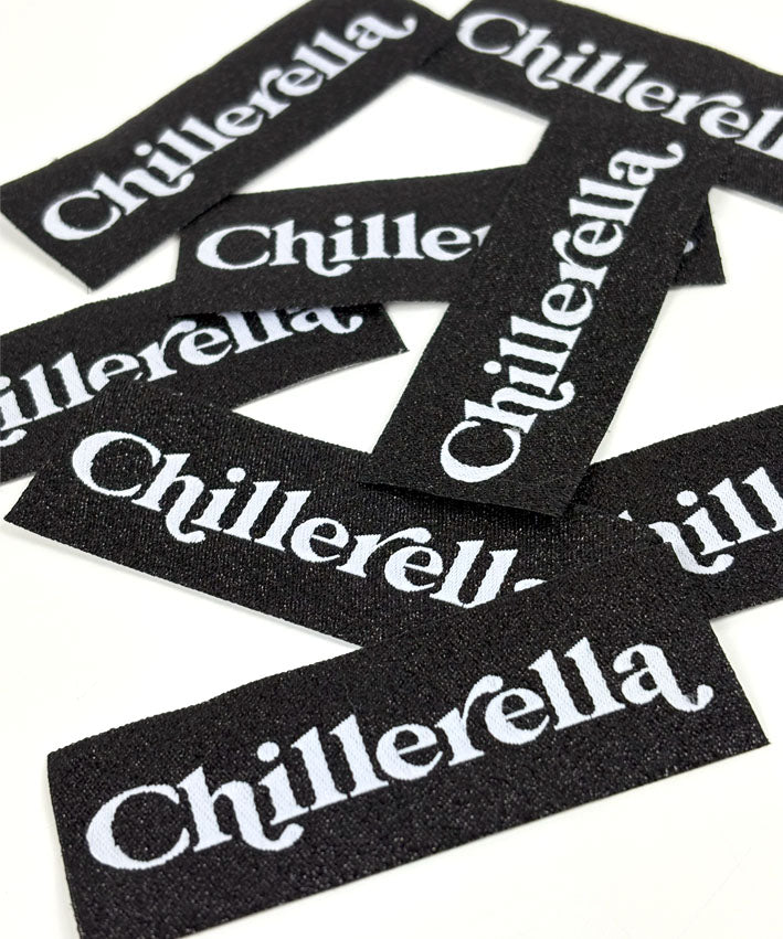 chillerella Patch schwarz-glitzer-weiss leni pepunkt 1