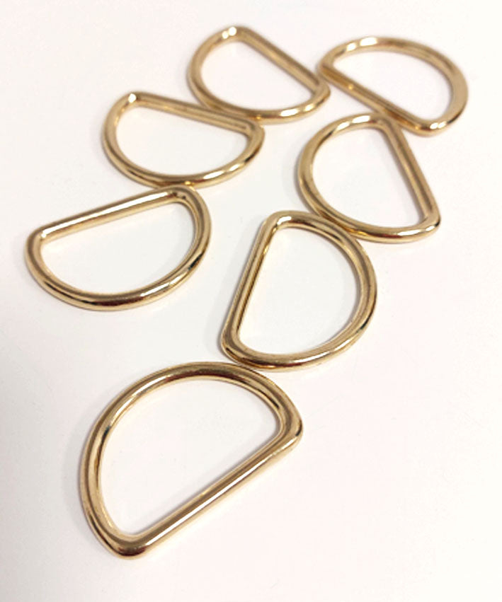 d-ring-gold-2-leni-pepunkt