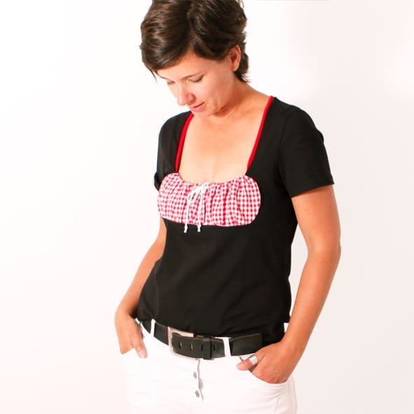 dirndlshirt-leni-pepunkt-10-215-10-3