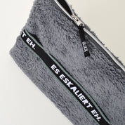 f13-laptop-tablettasche-freebie-schnittmuster-leni-pepunkt-barchen-grau-6-zipper