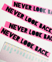 fertiger-plot-leni-pepunkt-never-look-back-teaser-2