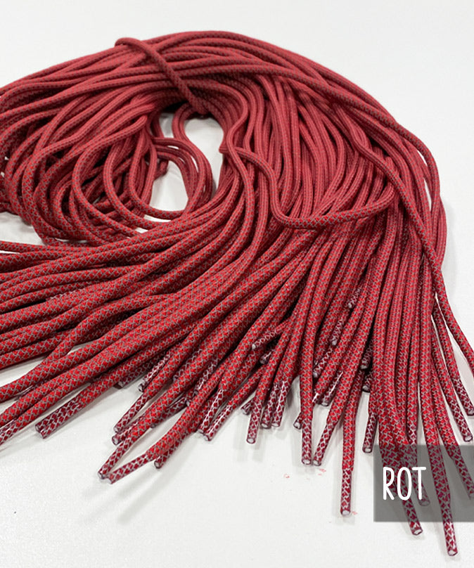 hoodie-kordel-reflective-rot-lenipepunkt-teaser1