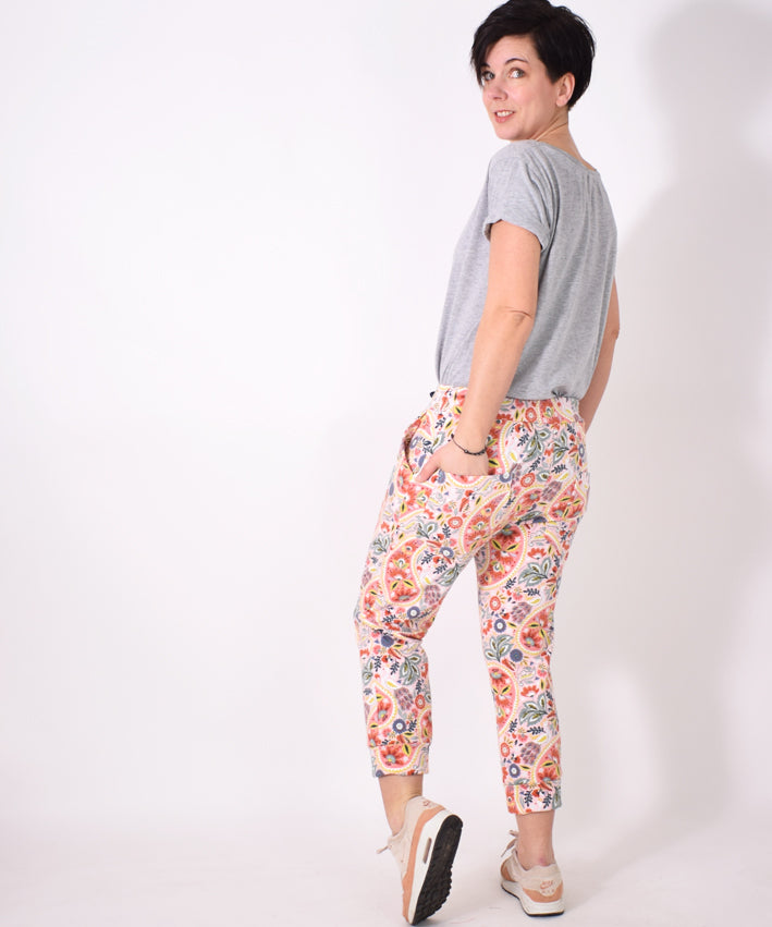 joggerhose-schnittmuster-leni-pepunkt-paisley_rose-shop-teaser-1