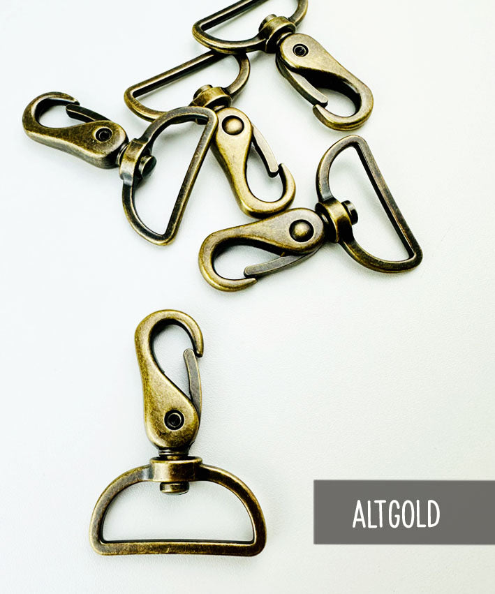 karabiner-glamour-40-mm-altgold-leni-pepunkt