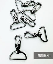 karabiner-glamour-40-mm-anthrazit-leni-pepunkt