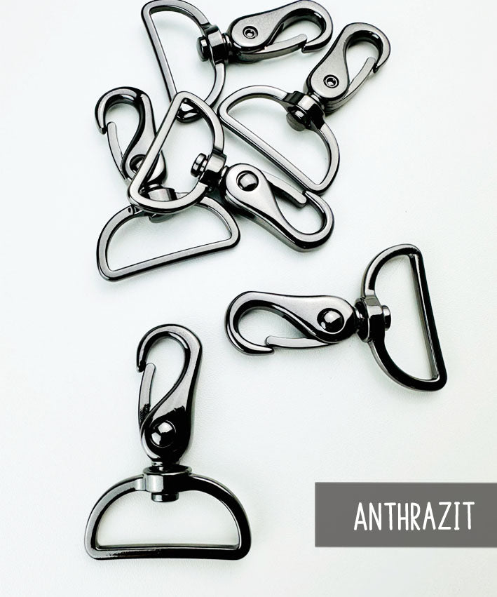 karabiner-glamour-40-mm-anthrazit-leni-pepunkt