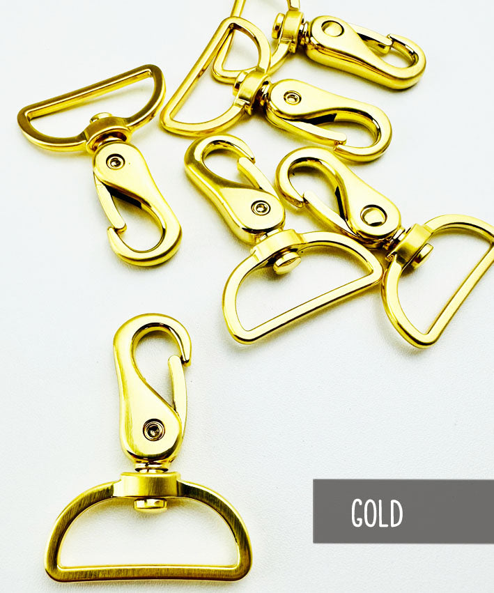 karabiner-glamour-40-mm-gold-2-leni-pepunkt