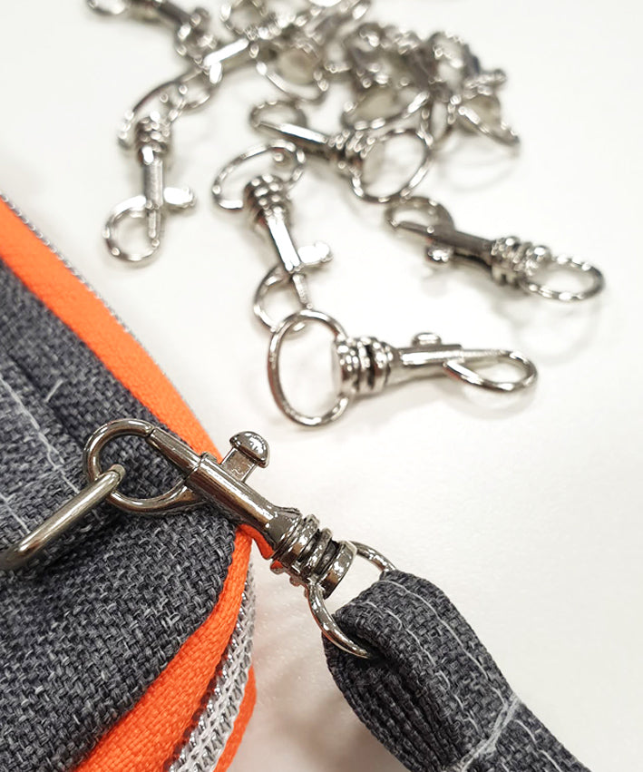karabiner-silber-10-mm-teaser-3-shop-leni-pepunkt