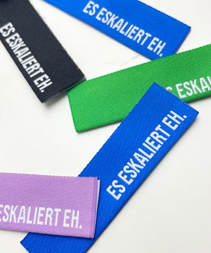 leni-pepunkt-einnaeher-es-eskaliert-eh-e