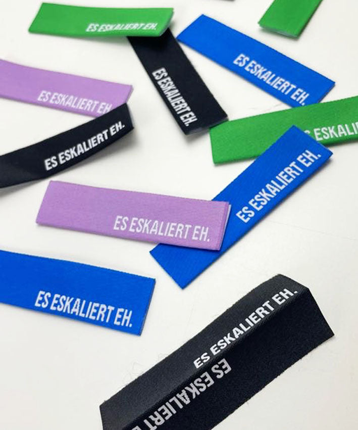 leni-pepunkt-einnaeher-es-eskaliert-eh-g