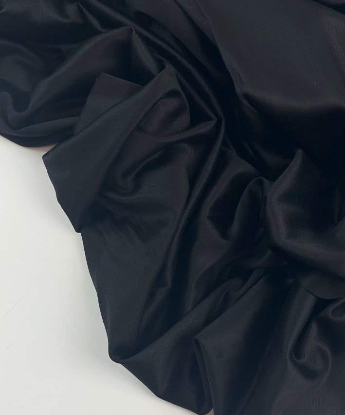 satin-fest-schwarz-teaser-1