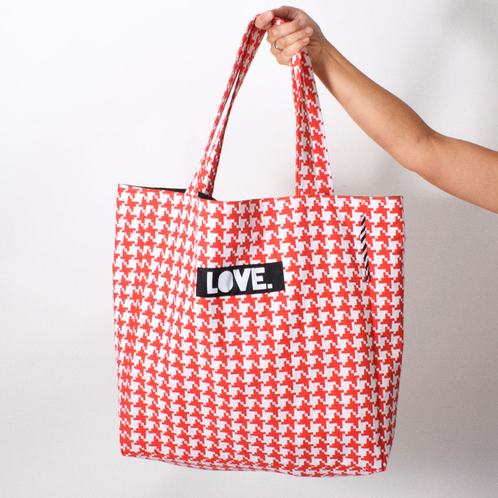 shoppingbag-freebie-leni-pepunkt-schnittmuster-rot-weiss-hahnentritt-1
