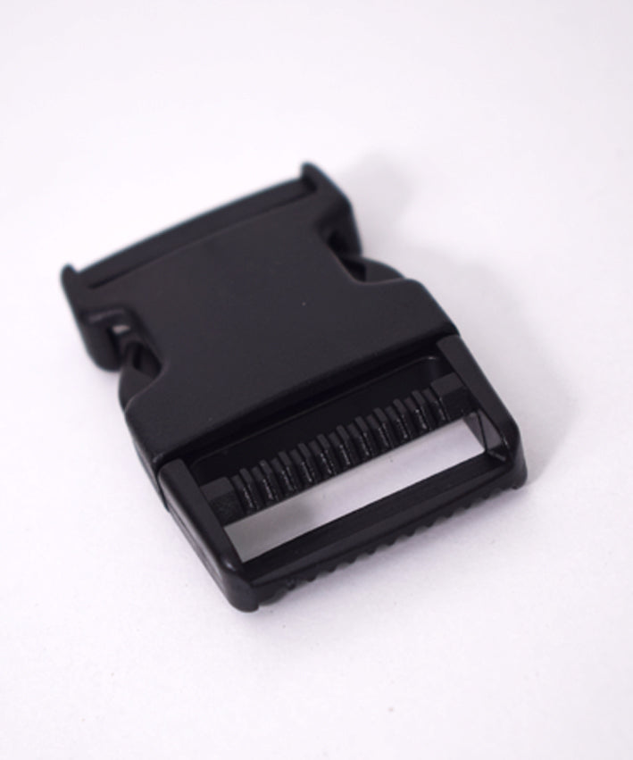 steckschnalle-schwarz-3-cm-teaser2-shop-leni-pepunkt