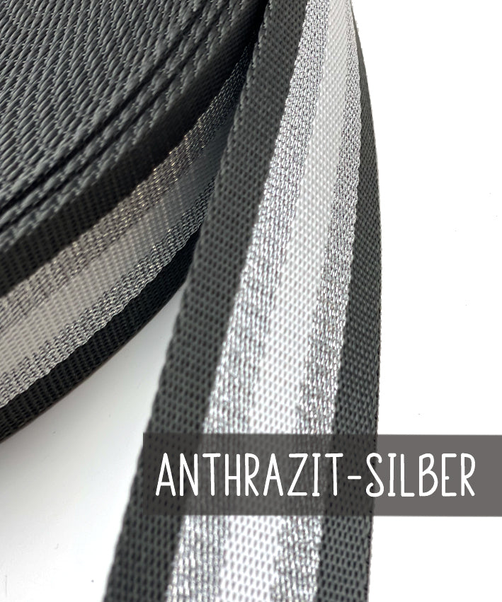 streifen-glitzer-anthrazit-silber-leni-pepunkt
