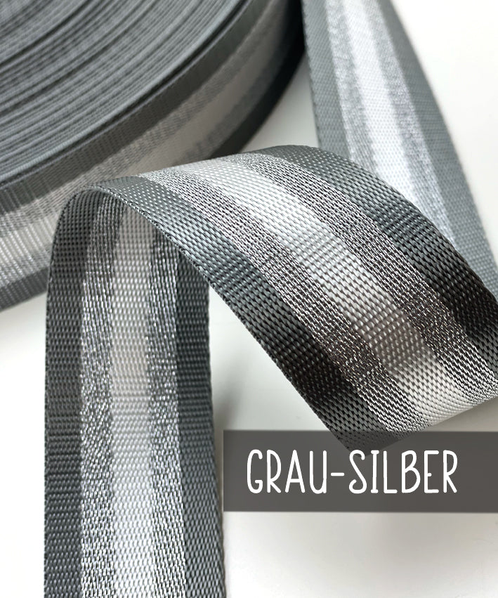 streifen-glitzer-grau-silber-leni-pepunkt