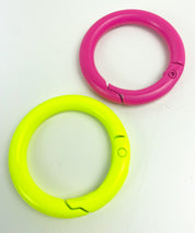 taschenring-lackiert-2-farben-leni-pepunkt-teaser-2