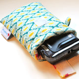 eBOOK # 33 Mobile Phone / Camera Bag