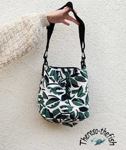 theresa-the-fish-bucketbag-leni-pepunkt-2-cc