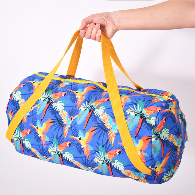 weekendertasche-blau-bunt-leni-pepunkt-1-1